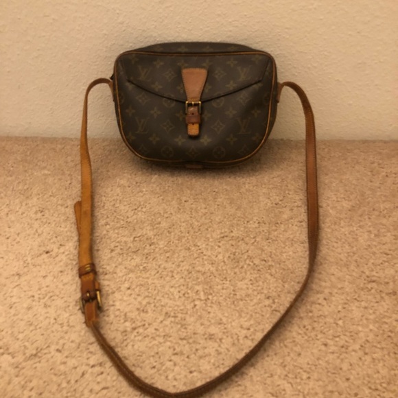 This is “Authentic” Jeune Fille - Picture 2 of 4